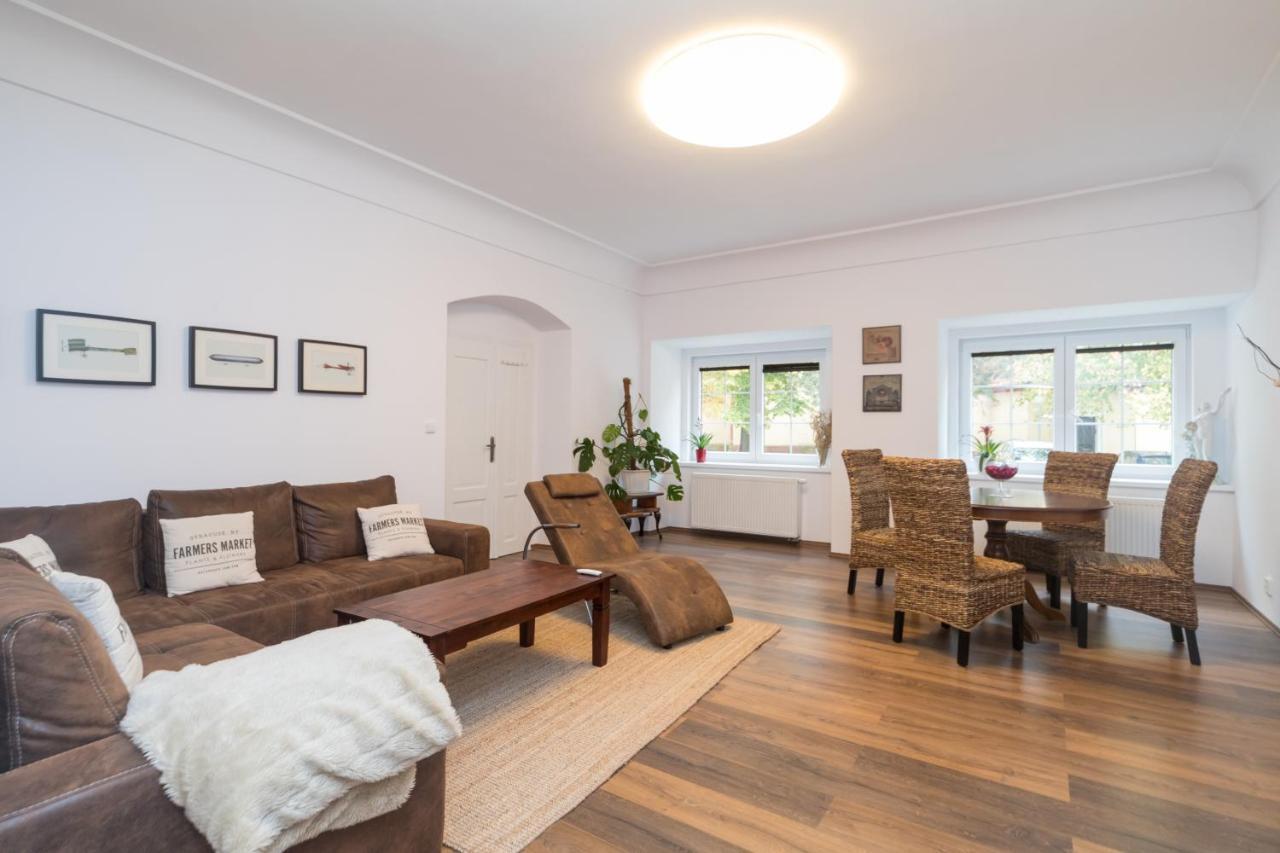 Budyne nad Ohri Budyne Apartment Ii. מראה חיצוני תמונה