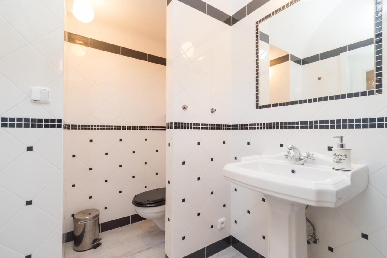 Budyne nad Ohri Budyne Apartment Ii. מראה חיצוני תמונה