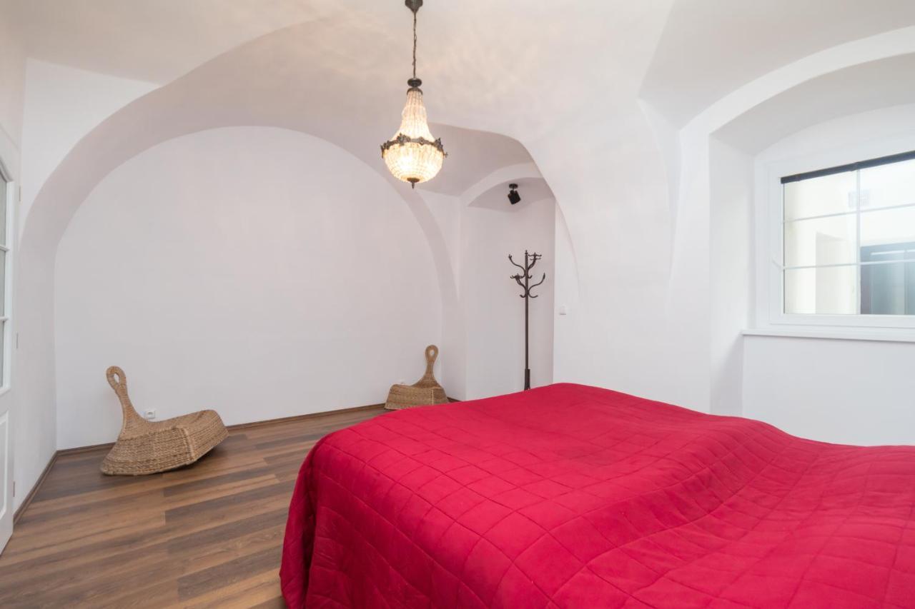 Budyne nad Ohri Budyne Apartment Ii. מראה חיצוני תמונה