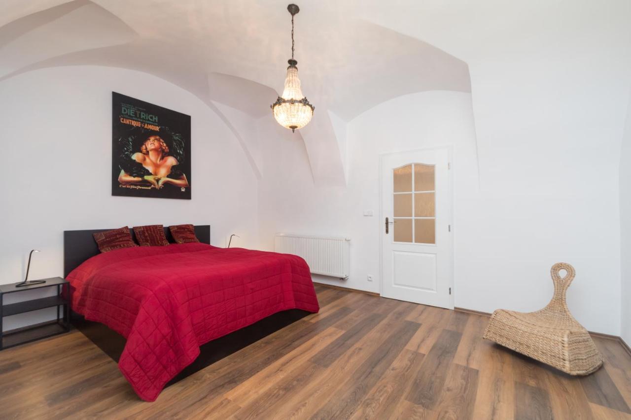 Budyne nad Ohri Budyne Apartment Ii. מראה חיצוני תמונה